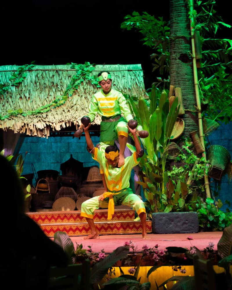 Kanell Show Program Grasshopper Dance